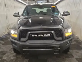Ram 1500 Classic 2022 4x4 SLT 4dr Crew Cab 5.5 ft. SB Pickup