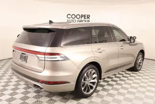 Lincoln Aviator 2021 AWD Grand Touring 4dr SUV