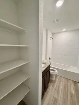 Propiedad en alquiler con 3 habitaciones y 2 baños en Lorena