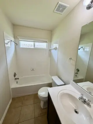Propiedad en alquiler con 4 habitaciones y 2 baños en Waco
