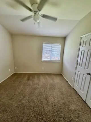 Propiedad en alquiler con 4 habitaciones y 2 baños en Waco