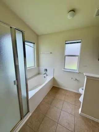 Propiedad en alquiler con 4 habitaciones y 2 baños en Waco