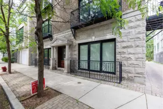 Propiedad en alquiler con 3 habitaciones y 2.5 baños en Chicago