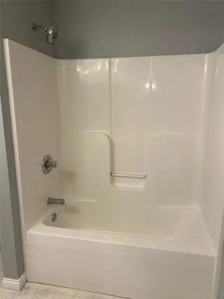 Propiedad en alquiler con 4 habitaciones y 2.5 baños en Walton