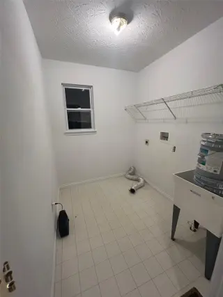 Propiedad en alquiler con 4 habitaciones y 2.5 baños en Walton