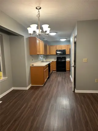 Propiedad en alquiler con 4 habitaciones y 2.5 baños en Walton