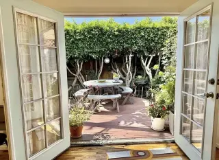 HOUSE FOR RENT IN LOS ANGELES