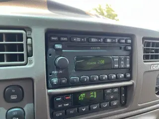 Ford Excursion 2003 Limited 4WD 4dr SUV