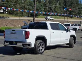 GMC Sierra 1500 2024 4x4 SLT 4dr Crew Cab 5.8 ft. SB