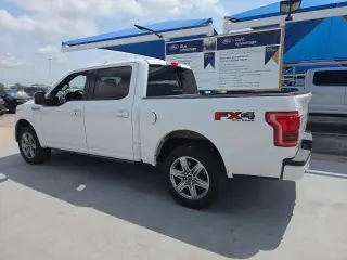 Ford F-150 2015 4x4 Lariat 4dr SuperCrew 5.5 ft. SB