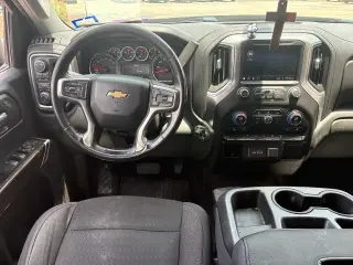Chevrolet Silverado 1500 2020 4x4 LT 4dr Crew Cab 5.8 ft. SB