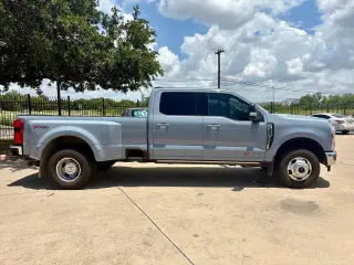 Toyota Tacoma 2025 4x2 SR5 4dr Double Cab 5.0 ft SB