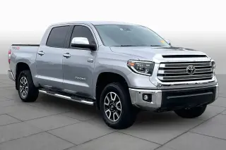 Toyota Tundra 2020 4x4 Limited 4dr CrewMax Cab Pickup SB