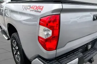 Toyota Tundra 2020 4x4 Limited 4dr CrewMax Cab Pickup SB
