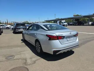 Nissan Altima 2024 2.5 SV 4dr Sedan