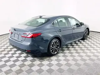 Toyota Camry 2026 SE 4dr Sedan
