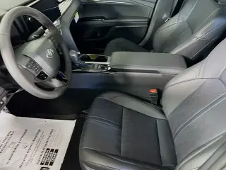 Toyota Camry 2026 SE 4dr Sedan