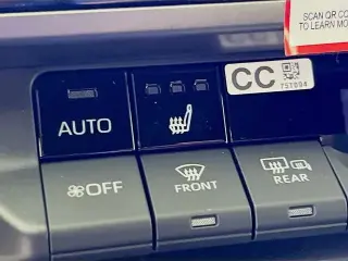 Toyota Camry 2026 SE 4dr Sedan