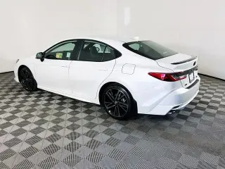 Toyota Camry 2026 SE 4dr Sedan
