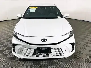 Toyota Camry 2026 SE 4dr Sedan