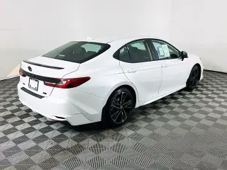 Toyota Camry 2026 SE 4dr Sedan