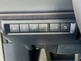 Toyota Camry 2026 SE 4dr Sedan