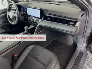 Toyota Camry 2026 SE 4dr Sedan