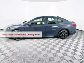 Toyota Camry 2026 SE 4dr Sedan