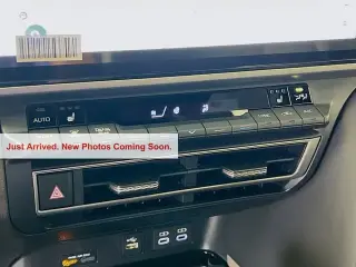 Toyota Camry 2026 SE 4dr Sedan