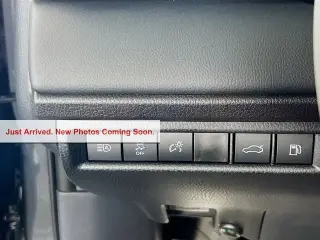 Toyota Camry 2026 SE 4dr Sedan