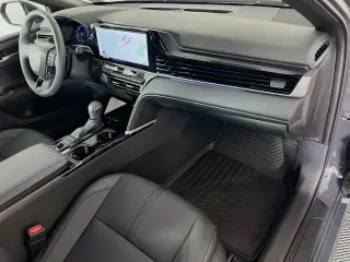Toyota Camry 2026 SE 4dr Sedan
