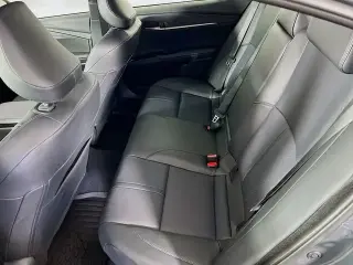 Toyota Camry 2026 SE 4dr Sedan