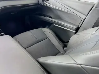 Toyota Camry 2026 SE 4dr Sedan