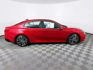 Toyota Camry 2026 SE 4dr Sedan