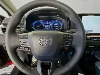 Toyota Camry 2026 SE 4dr Sedan