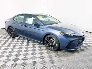 Toyota Camry 2026 SE 4dr Sedan