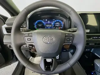 Toyota Camry 2026 SE 4dr Sedan