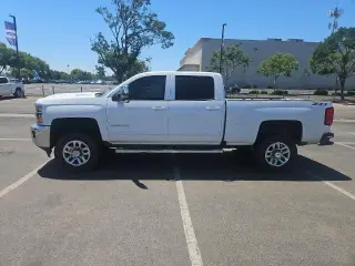 Chevrolet Silverado 2500HD 2019 4x4 LT 4dr Crew Cab SB