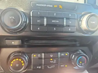 Ford F-150 2018 4x2 XLT 4dr SuperCrew 6.5 ft. SB
