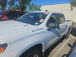Chevrolet Silverado 1500 2025 4x2 Custom 4dr Crew Cab 5.8 ft. SB