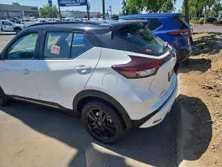 Nissan Kicks 2023 SR 4dr Crossover