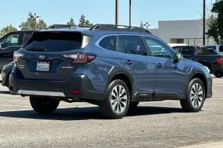 Subaru Outback 2023 AWD Limited 4dr Crossover