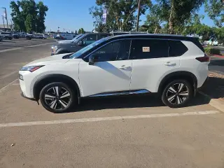 Nissan Rogue 2023 AWD SL 4dr Crossover