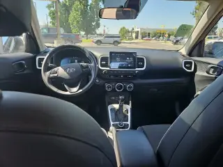 Hyundai VENUE 2026 SEL 4dr Crossover