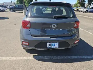 Hyundai VENUE 2026 SEL 4dr Crossover
