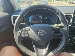 Hyundai VENUE 2026 SEL 4dr Crossover