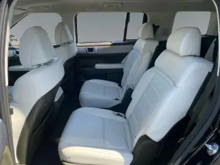 Hyundai SANTA FE Hybrid 2024 Calligraphy 4dr SUV