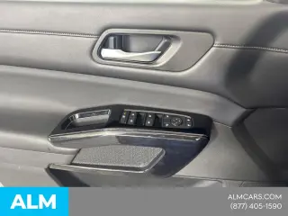 Nissan Pathfinder 2022 SV 4dr SUV