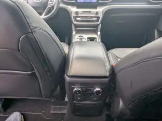 Ford Explorer 2023 XLT 4dr SUV