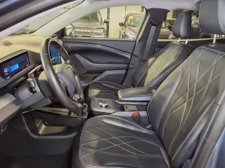 Ford Mustang Mach-E 2021 Select 4dr SUV